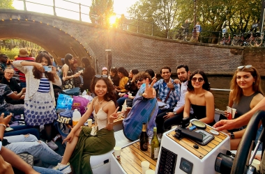 Explore Amsterdam this Summer: Top Activities for Students