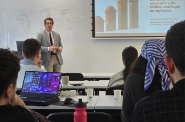 Davide Parrilli Challenges Students to Question AI, Ethics and 'Truth' in Data-Driven Business Davide Parrilli Challenges Students to Question AI, Ethics and 'Truth' in Data-Driven Business