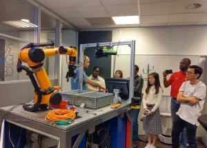 MBA Students Visit Robot Centre in Almelo