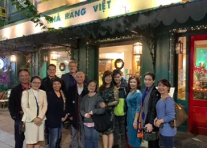 Meeting up with Alumni in Vietnam