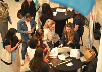 International talent, local ambition Job Fair draws 600+ to Apeldoorn City Hall International talent, local ambition Job Fair draws 600+ to Apeldoorn City Hall